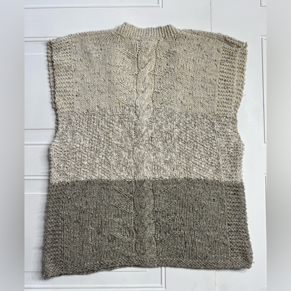 Liz Claiborne Vintage M Colorblock Cream Gray Sleeveless Chunky Knit Sweater - Picture 5 of 5